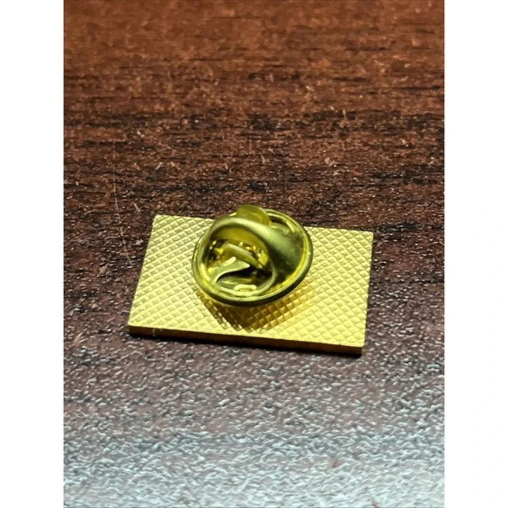 1995 Pacific National‎ Exhibition PNE Vancouver Canada Lapel Hat Pin